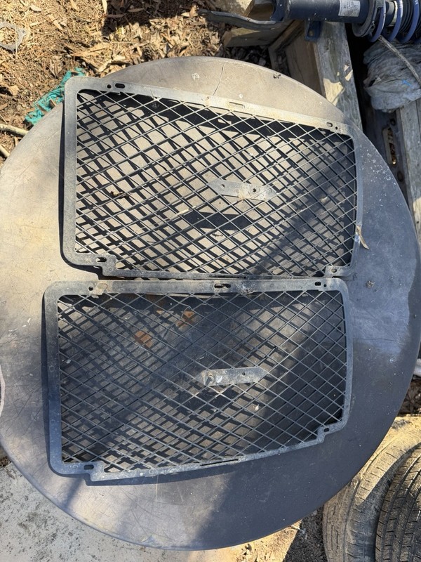 03 04 05 DODGE NEON SRT4 SRT-4 OEM Front Bumper Stock Mesh Grilles