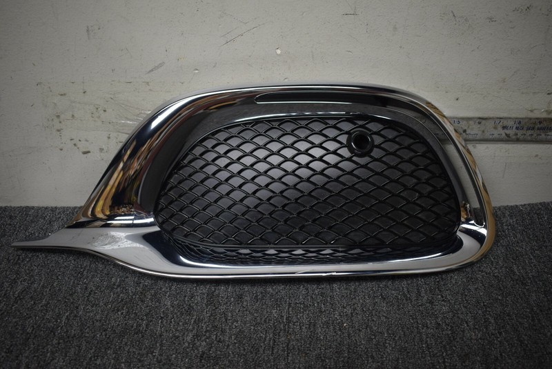MERCEDES BENZ LEFT SIDE LOWER BUMPER GRILLE FACTORY OEM