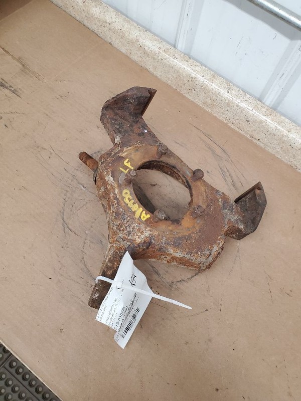 Driver Front Spindle/Knuckle Knuckle Fits 86-94 FORD F250 PICKUP 287848