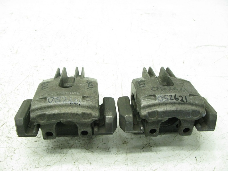04-10 BMW E60 525i 530i 528i 535i XI Brake Caliper LEFT RIGHT REAR OEM 052621