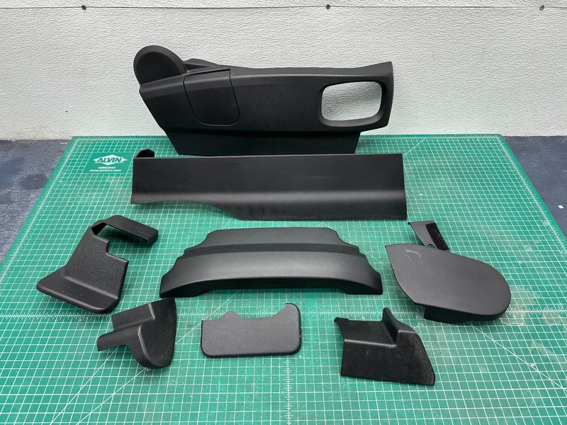 05-16 Land Rover LR4 FRONT RIGHT PASSENGER SIDE SEAT PLASTIC TRIM COVER SET OEM