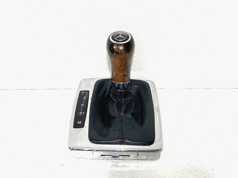 10-16 MERCEDES E550 E350 CONVERTIBLE GEAR SHIFT KNOB W/ LEATHER KNOB OEM #A0.36