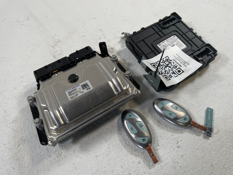 2023-25 HYUNDAI IONIQ 6 ENGINE & BODY CONTROL MODULE ECM BCM W/ KEY FOB # 109839