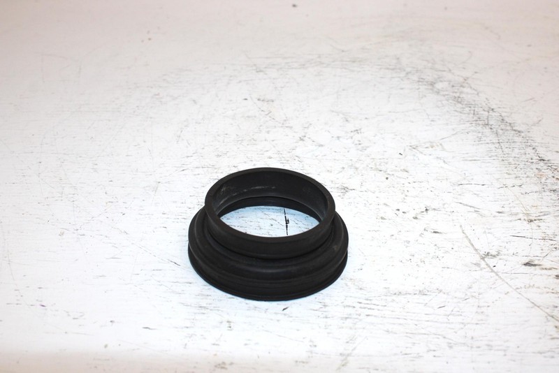 1989 Yamaha Inviter Oem Air Cleaner Joint 8G8-14453-01-00 SY17