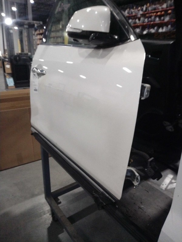 2016 INFINITI QX50 Front Right Door White OEM Used 122K Miles NJ25-26114-669057