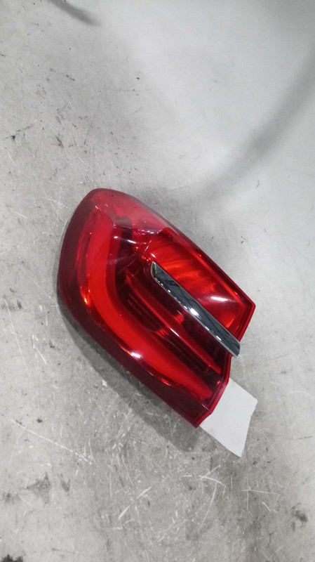 2016 BMW 750i Left Tail Light Assembly OEM Used 386491 87000 Miles