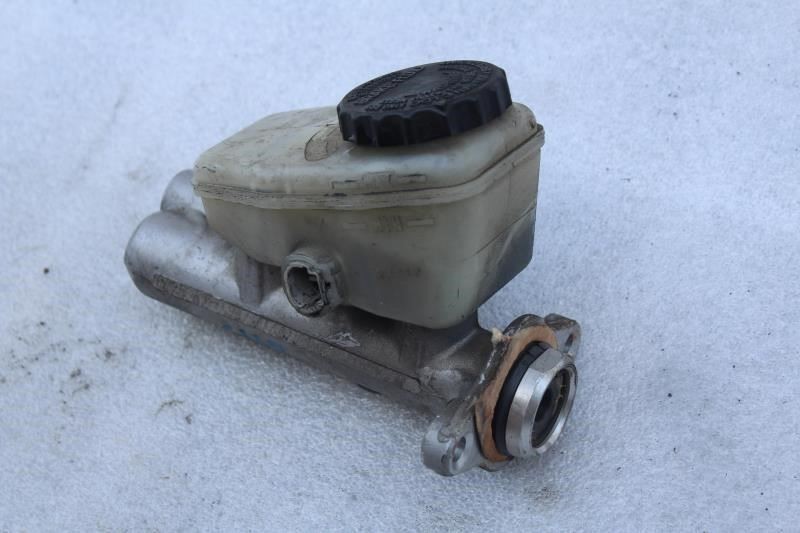 1998 LEXUS SC400 BRAKE MASTER CYLINDER WITH RESERVOIR NON-TRACTION TYPE