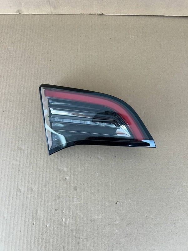 ✅ 2017-2023 Tesla Model 3 Model Y Left Driver Inner TailLight OEM 1502088-00-B
