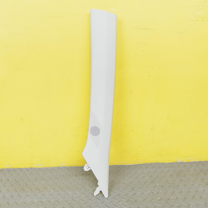 2024-2025 HYUNDAI SANTA FE FRONT LEFT SIDE A PILLAR TRIM COVER OEM 85810R6000