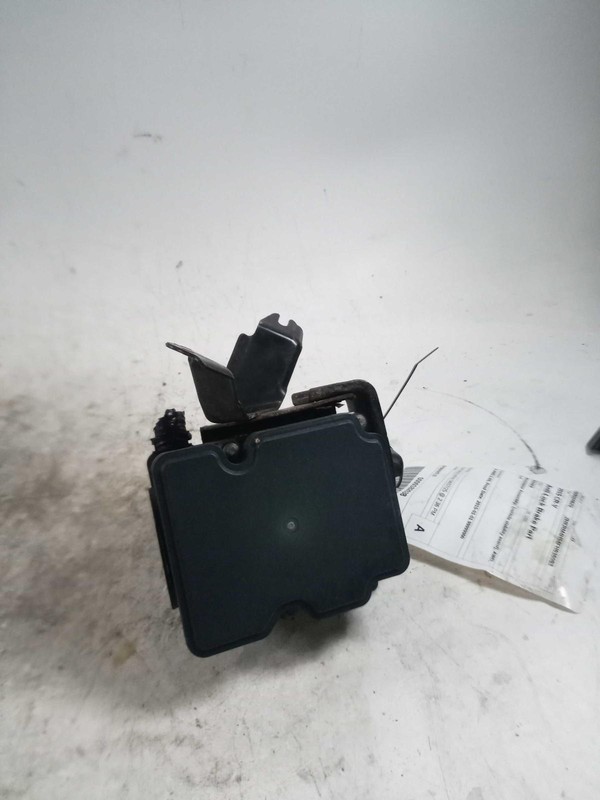 2015 Honda CR-V ABS Modulator OEM Black 57111T1WA00 146K Miles