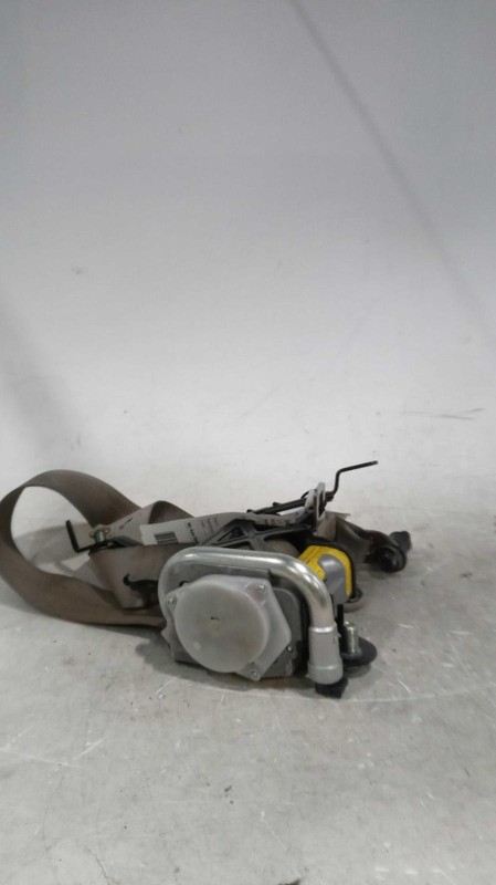 2010 Subaru Impreza Used OEM Silver Seat Belt Driver Retractor 136K Miles