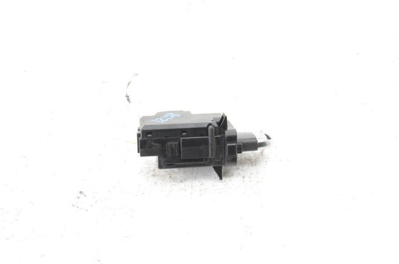 2008-2017 Audi A5 3.2L Coupe Ignition Switch with Key