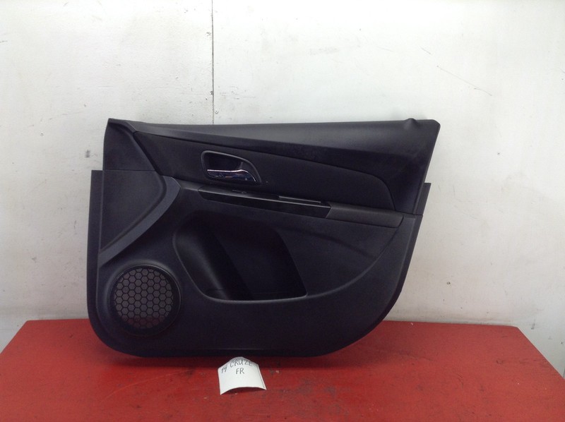 11-16 CHEVROLET CRUZE FRONT RIGHT PASSENGER INTERIOR DOOR PANEL OEM