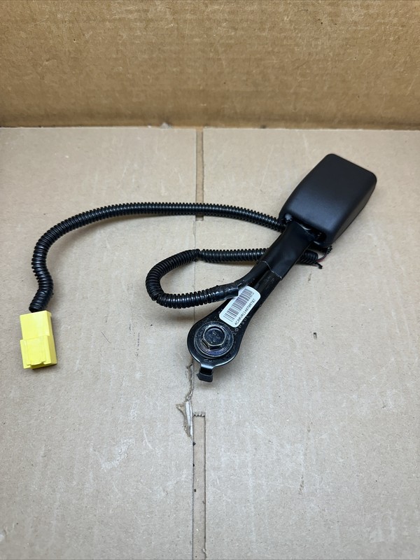 2011-2015 Kia Optima Front Right Passenger Side Seat Belt Seatbelt Buckle