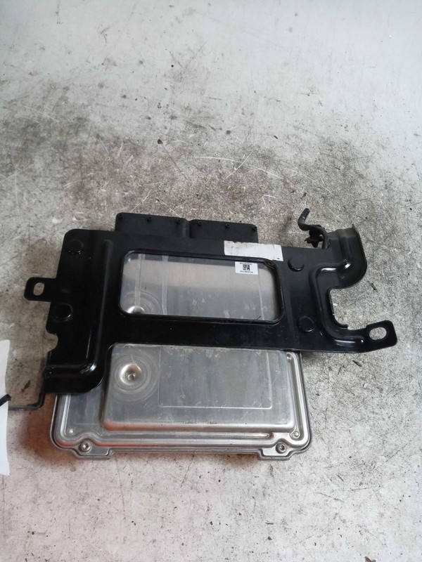 Used Engine Control Module (ECM) fits: 2015 Kia Forte Electronic Control Module