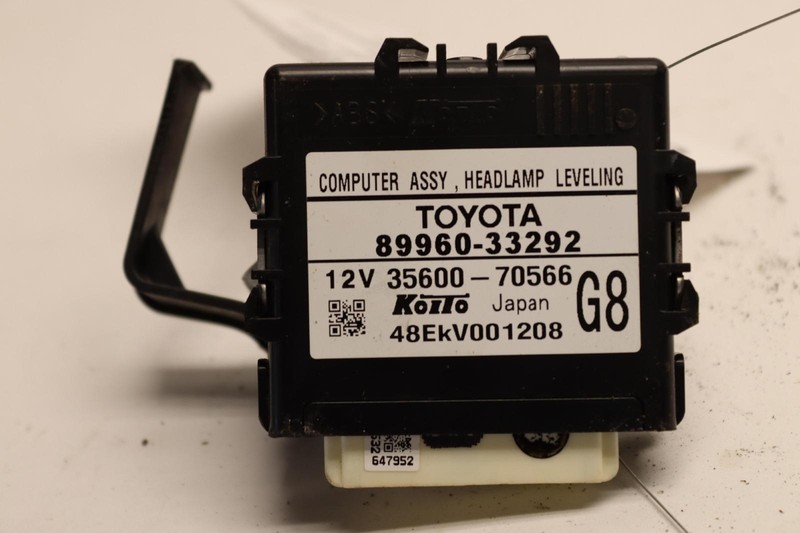 2015-2017 TOYOTA CAMRY HEADLAMP LEVELING CONTROL MODULE UNIT OEM