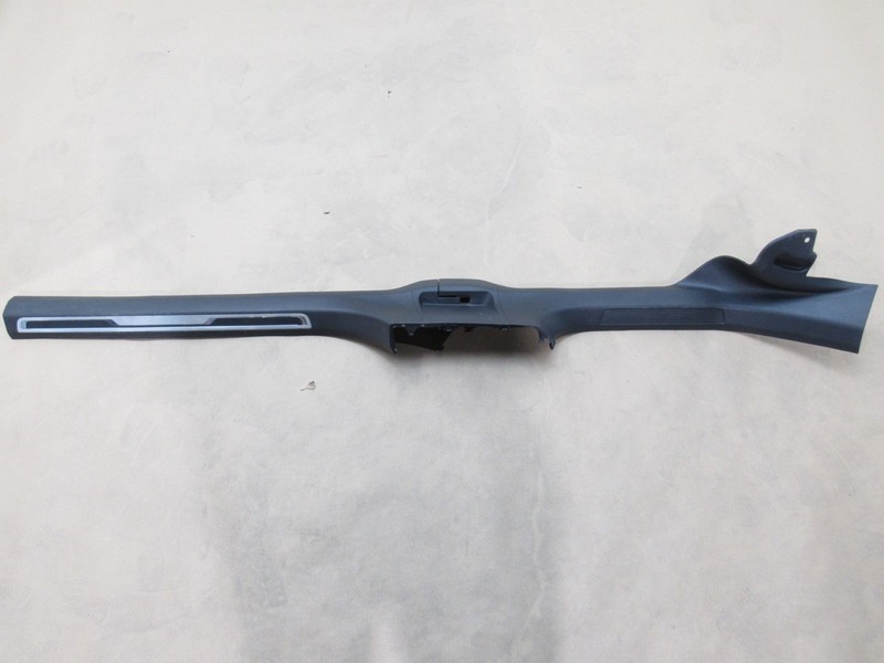 Volkswagen Jetta GLI 2022 Left Illuminated Door Sill Scuff Plate Panel 18-25 >