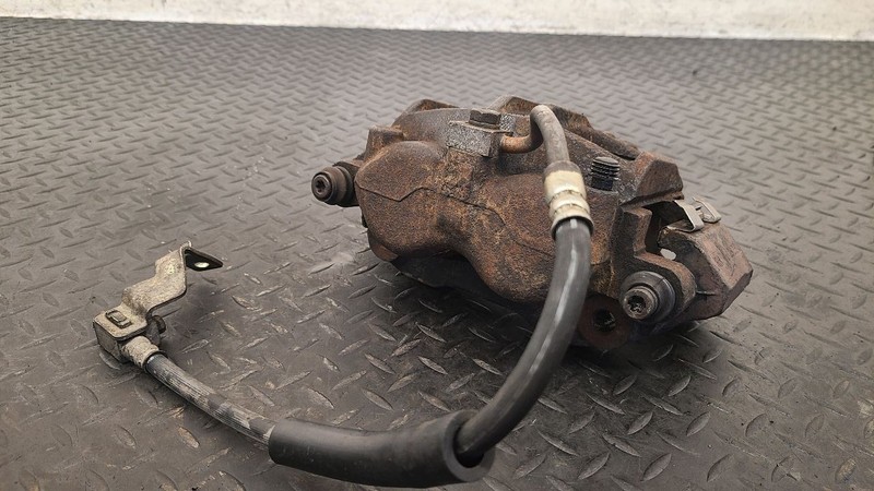97-02 Ford Expedition Front Right Passenger Brake Caliper OEM XL3Z-2B120-EA