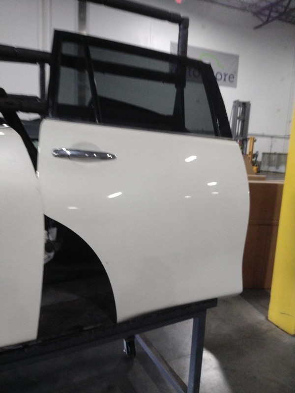 2015 INFINITI QX80 Rear Right Door White OEM 492911 99K Miles