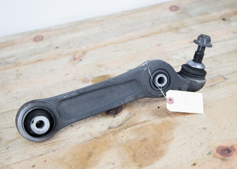 2011-2016 BMW 5 GT 7 SERIES RWD FRONT RIGHT SIDE SUSPENSION LOWER CONTROL ARM