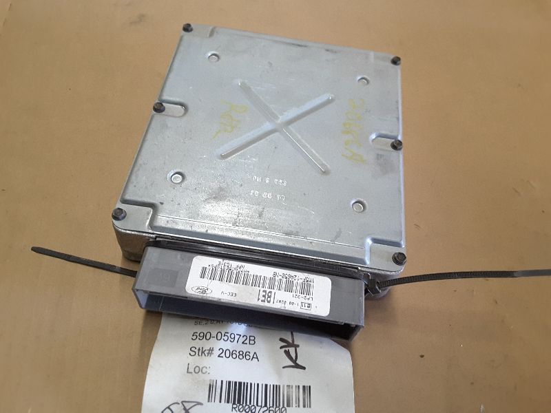01 02 FOCUS ENGINE ECM 72600