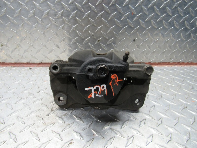02-04 TOYOTA CAMRY RIGHT FRONT PASSENGER BRAKE CALIPER 16" WHEEL