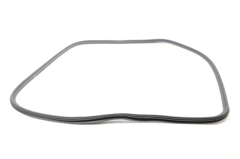 2015-2018 Porsche Macan 2.0L Driver Left Front Door Seal