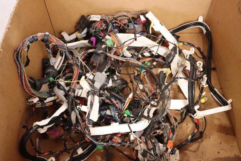 2007-2009 VOLVO XC90 BODY CABIN LOWER FLOOR WIRING HARNESS OEM