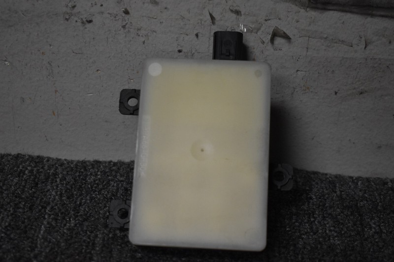 2017-2019 JAGUAR XE MODULE FACTORY OEM