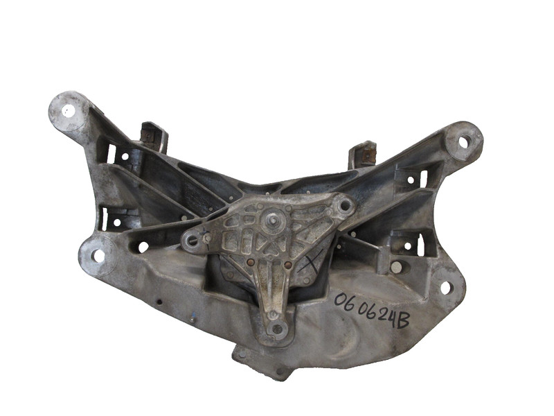 08-18 AUDI 8T A5 A4 S4 S5 QUATTRO AUTOMATIC TRANSMISSION MOUNT BRACKET OEM 06062