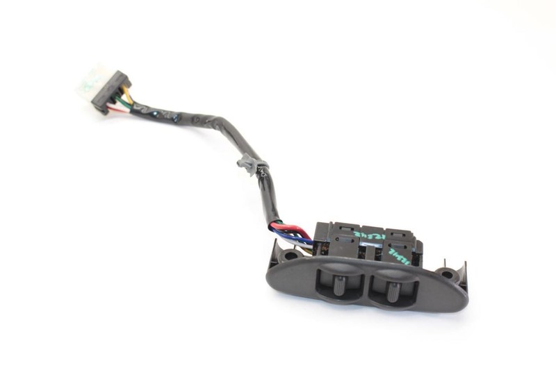 05-06 Nissan 350Z 3.5L Coupe Driver Left Front Electric Seat Switch
