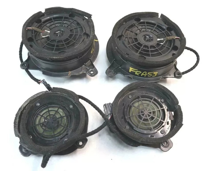 96-03 Mercedes W211 E320 E350 Complete Door Audio Sound Speaker Set Of 4 Pc OEM