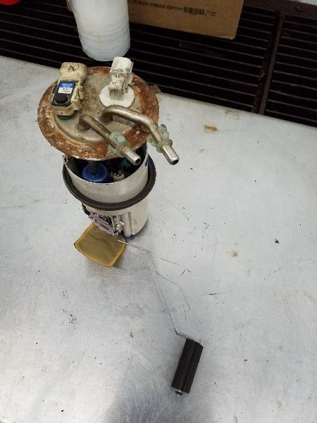 Fuel Pump Assembly 5.3L VIN Z 8th Digit Fits 02-04 TAHOE 174629