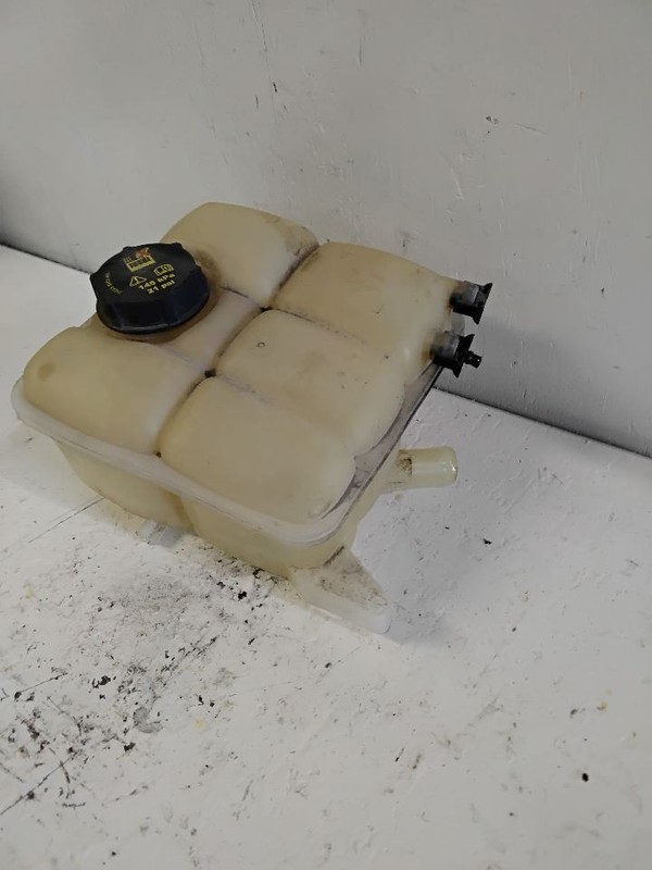 Coolant Reservoir Electric EV Fits 12-18 FOCUS 3550800