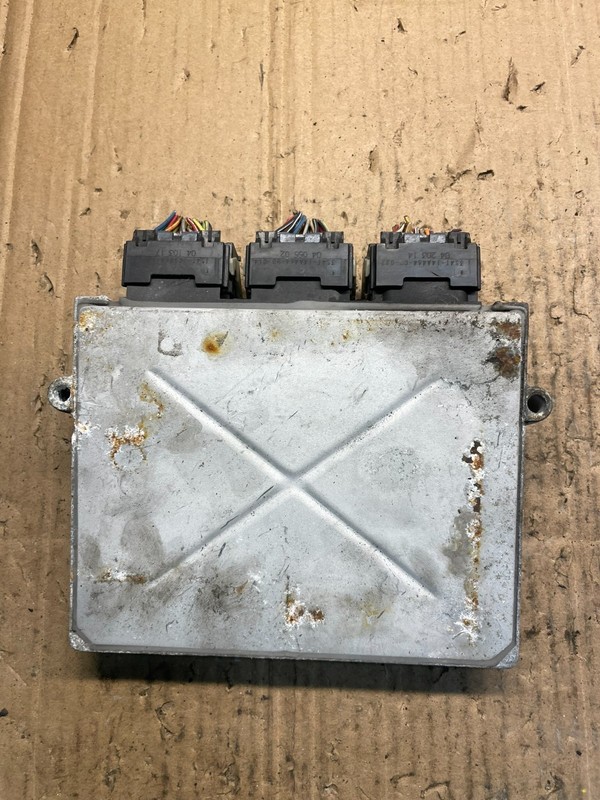 2005 Ford Crown Victoria 4.6L Engine Control ECU Computer Module S4721 DG