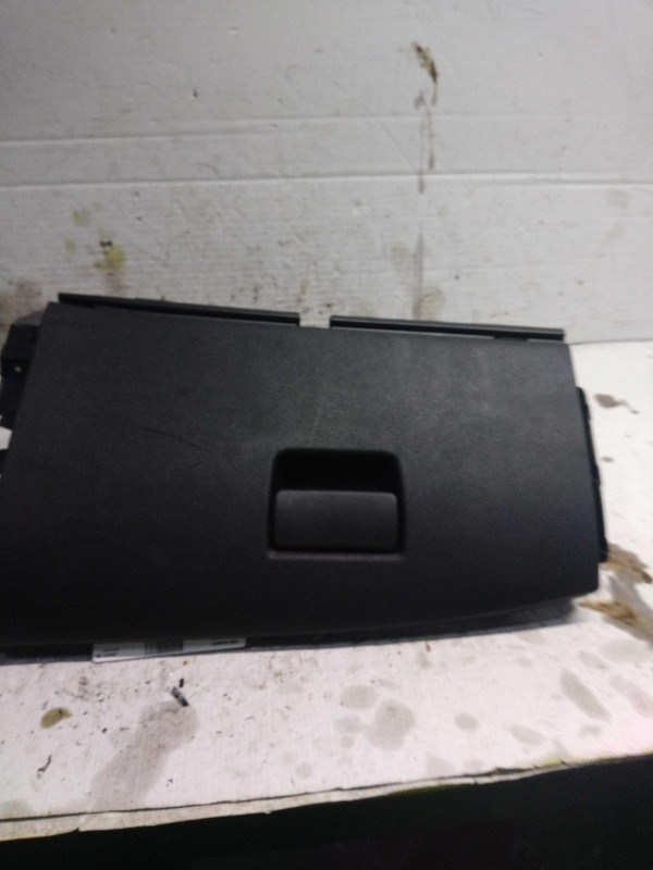 2019 Chevrolet Cruze Grey Glove Box Door OEM Used 112K Miles NJ25-20999-517490