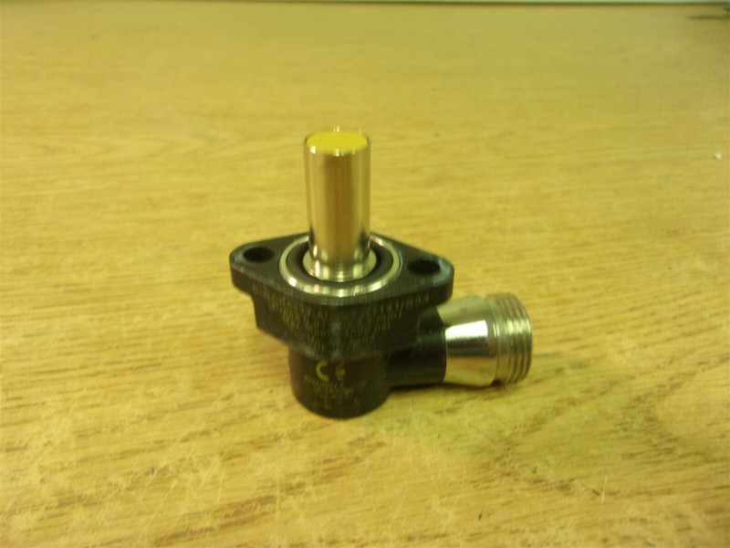 Turck B12-CRS232-ANGK Proximity Switch Cylinder Position Sensor *FREE SHIPPING*