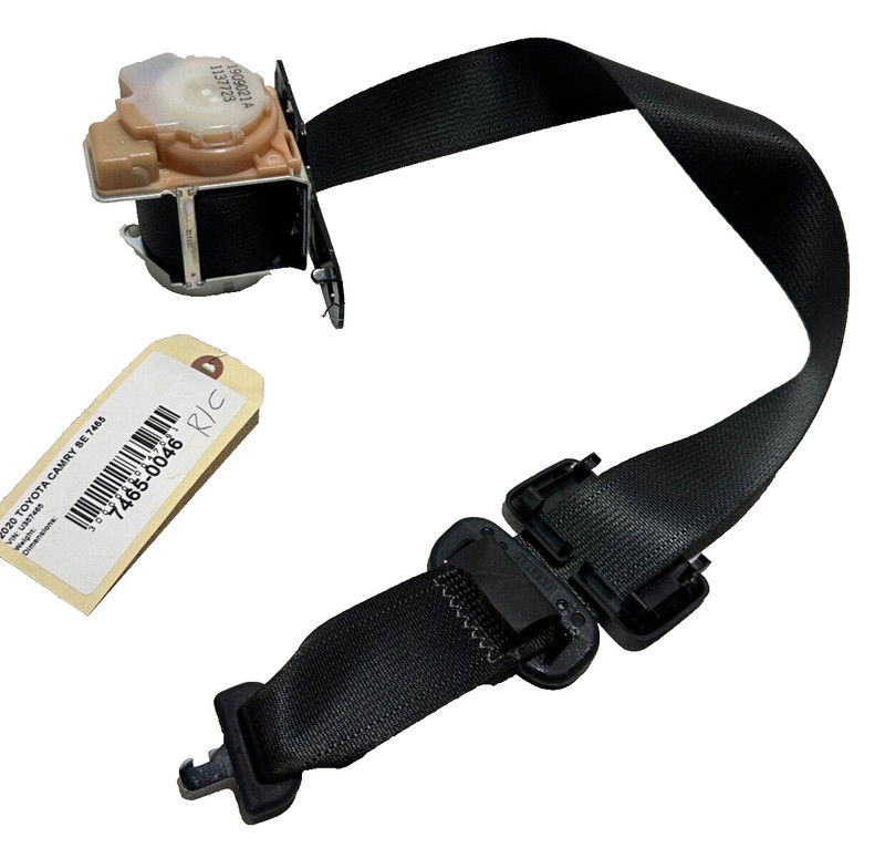 TOYOTA CAMRY 2018-2023 REAR CENTER SEAT BELT SEATBELT RETRACTOR OEM