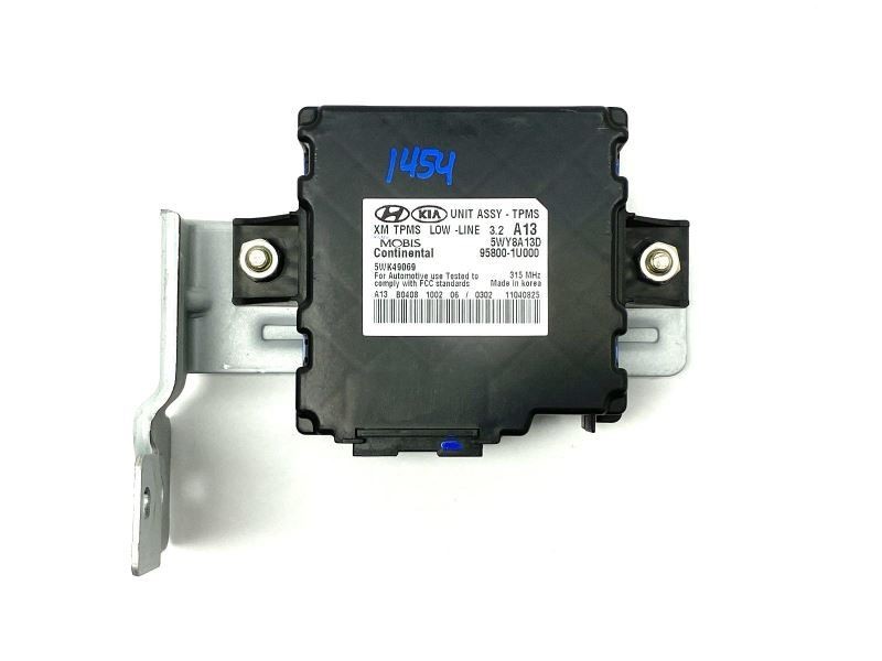 Tire Pressure Monitoring System TPMS Control Module 2011-2013 Kia Sorento 80721