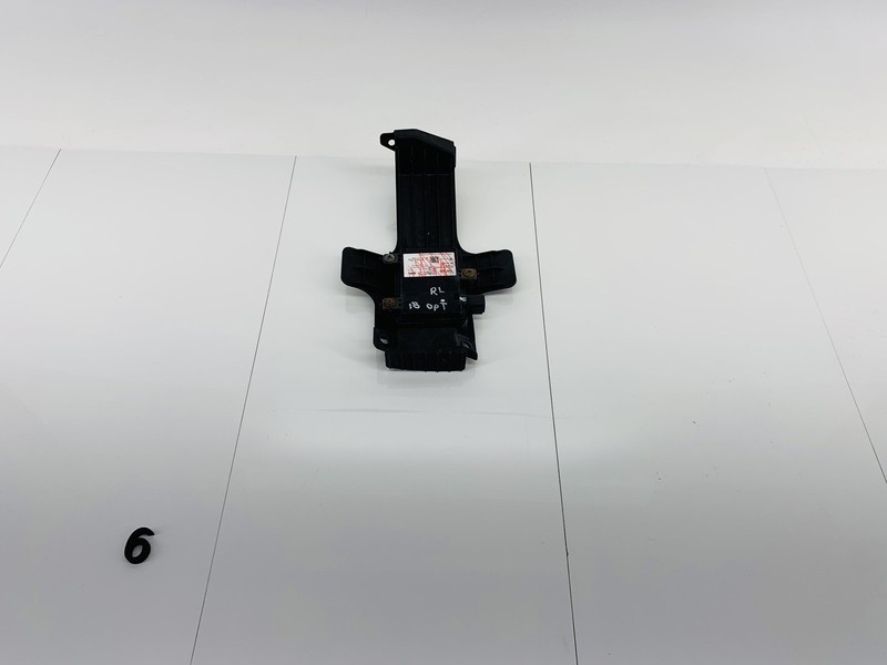 17-18 KIA OPTIMA JF REAR LEFT DRIVER SIDE BLIND SPOT RADAR SENSOR MODULE OEM