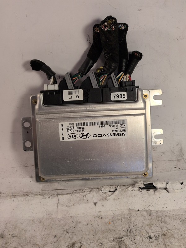 2007-2010 Kia Sportage 2.7L Engine Control Module ECU ECM 39109-37275 computer