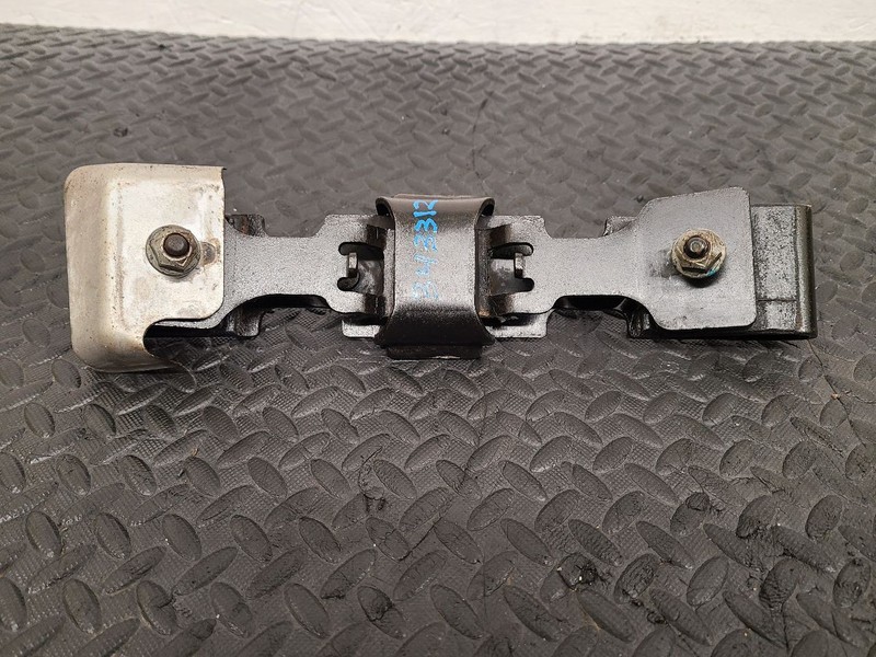 08-12 Jeep Liberty Transmission Mount OEM 52125138AD