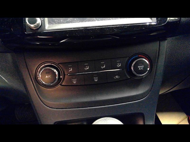 Temperature Control Fits 17-19 SENTRA 1332489