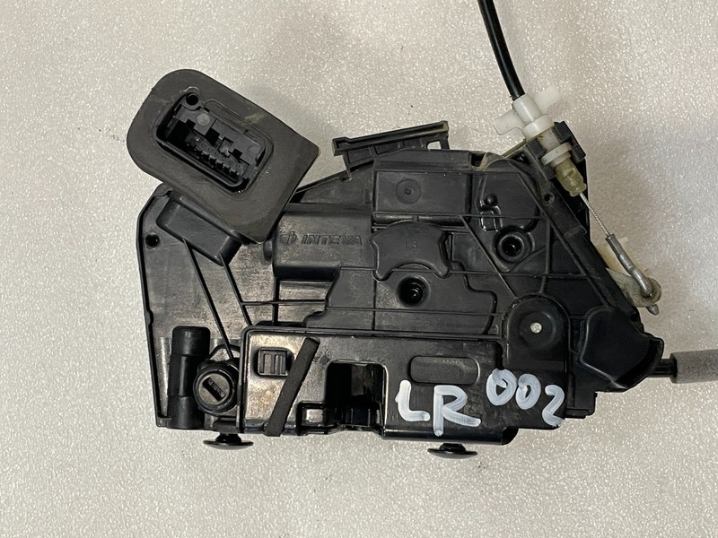 2015-2021 VOLKSWAGEN GOLF MK7 REAR LEFT DOOR LATCH LOCK ACTUATOR OEM