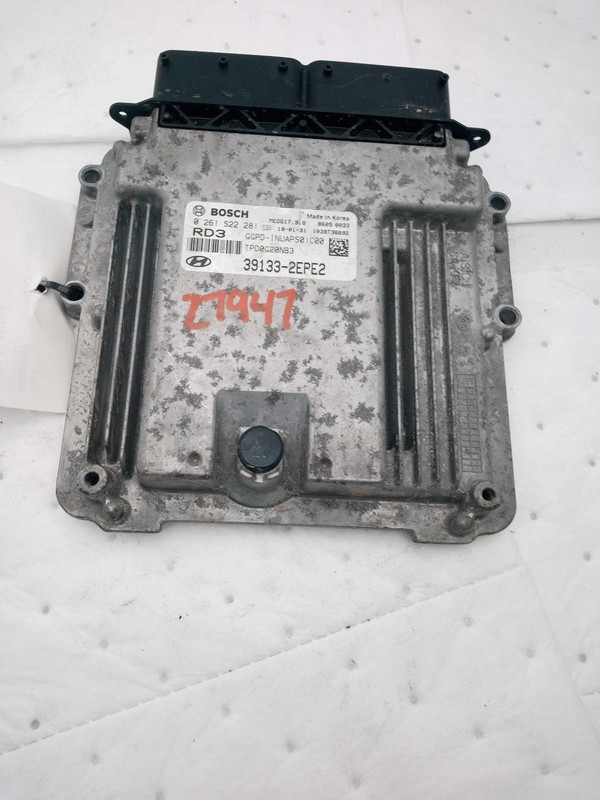 2019 Hyundai Elantra Engine Control Module ECM Black OEM 79K Miles NJ25-27947