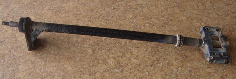 1985 Suzuki Quadrunner LT250E LT250 Lt 250 Steering Stem Rod Shaft Column 85 H11