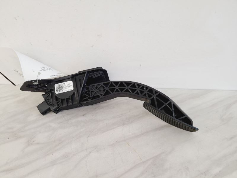 Accelerator Gas Pedal Fits 2019 SILVRDO15 572947