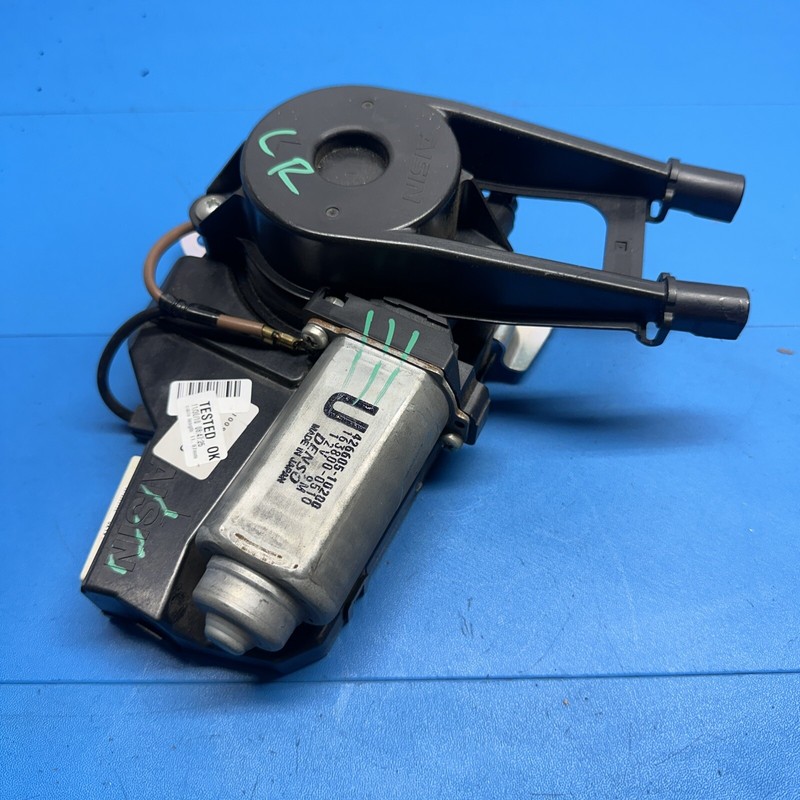 2011-2014 TOYOTA SIENNA LEFT REAR POWER SLIDING DOOR MOTOR ACTUATOR W/O Cable LR