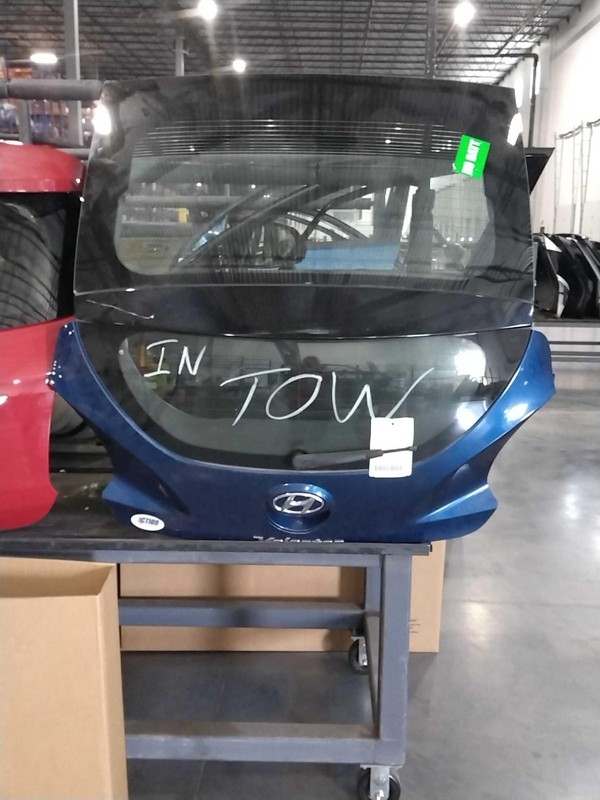 Used Deck Lid fits: 2017 Hyundai Veloster w/rear view camera Grade A