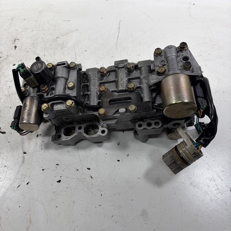 01-03 Honda Insight CVT Transmission Valve Body 27000-PHT-010 OEM